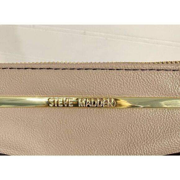 Steve Madden Women's Wrist Strap Clutch Bag Black, Pink and Tan - Picture 4 of 13